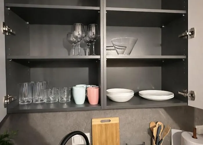 Jutrzenki * ワルシャワ